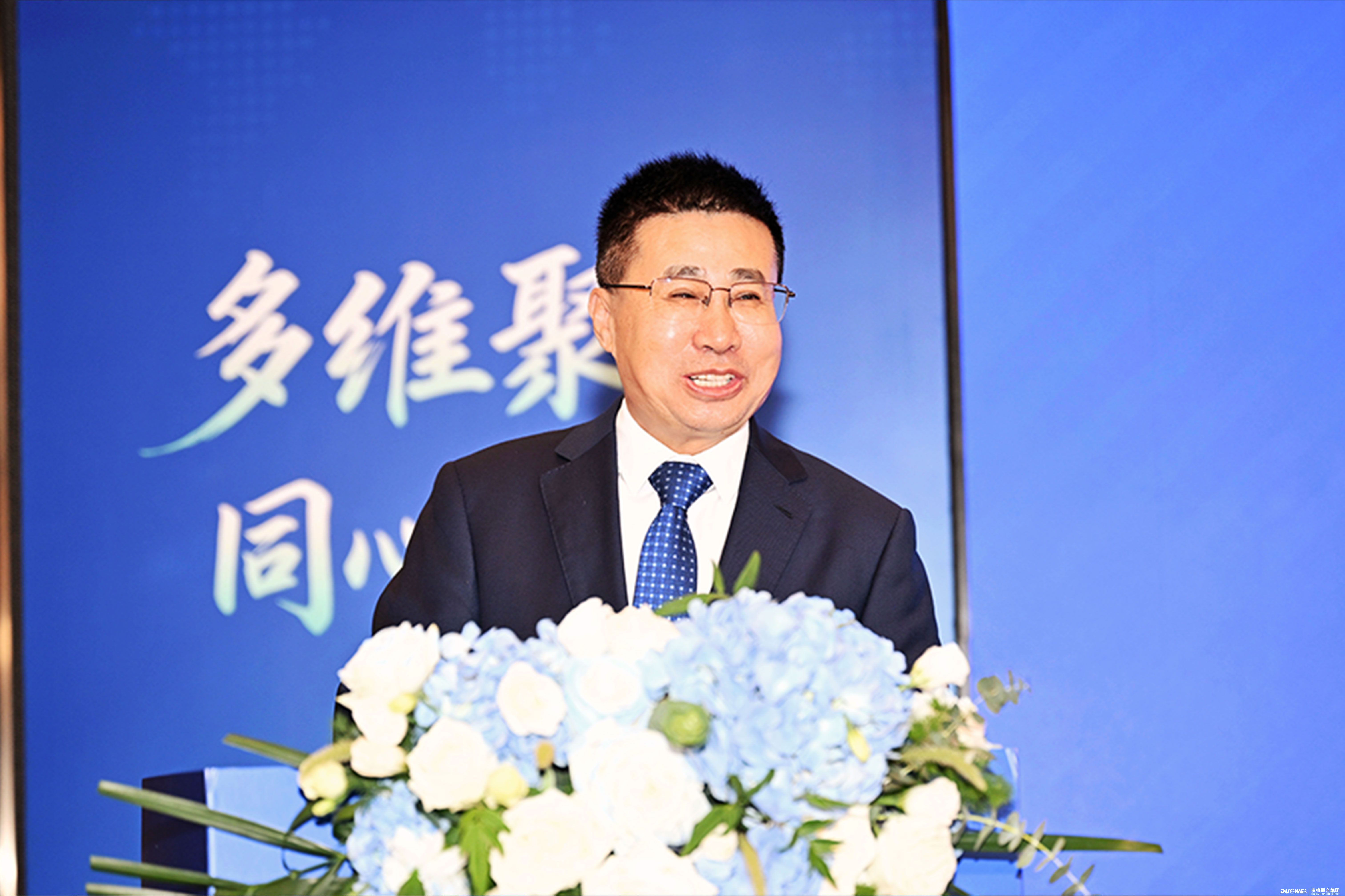 1757917717886219.jpg 76453c1e643bd56b3a771b5cdf0c33dc.jpg